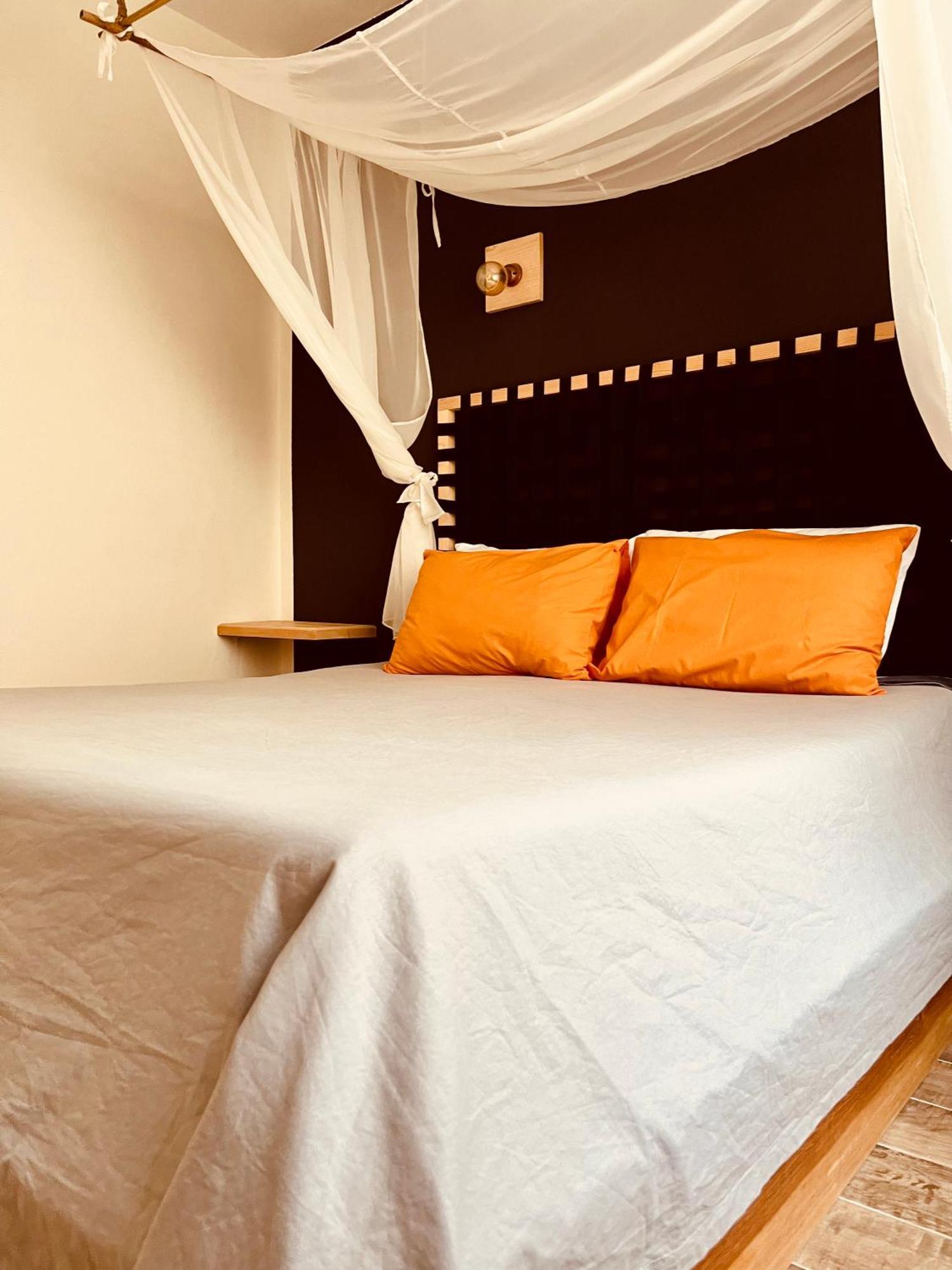 Family Tree - Quiet Area - Self Check In Aparthotel Golem  Εξωτερικό φωτογραφία