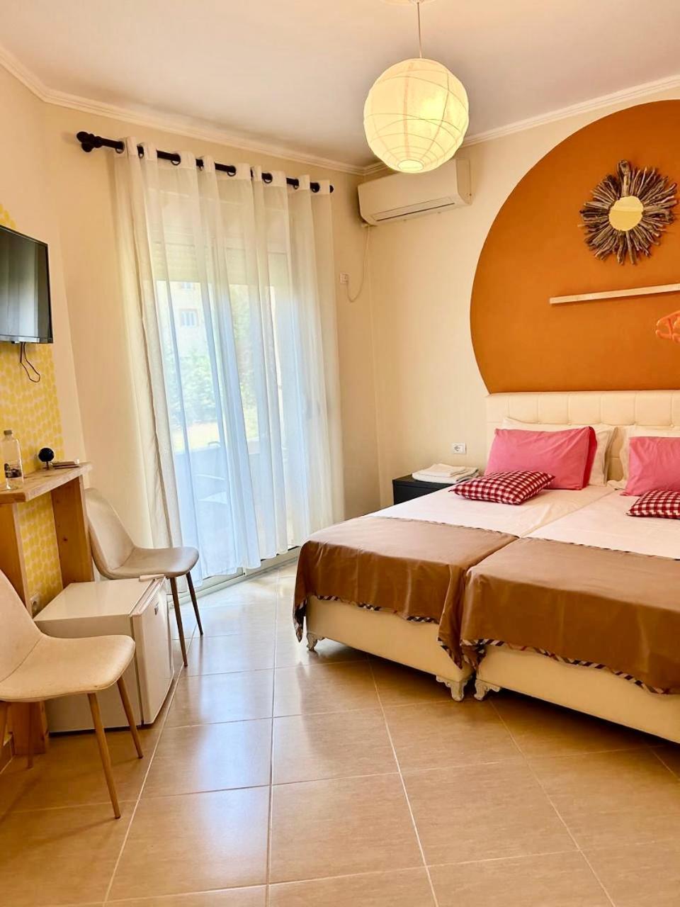 Family Tree - Quiet Area - Self Check In Aparthotel Golem  Εξωτερικό φωτογραφία